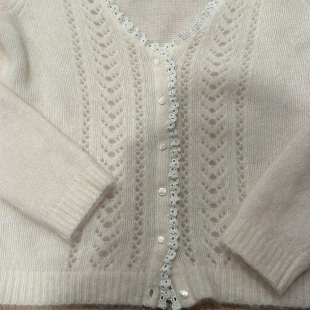 Cream vneck cardigan kid mohair sweater from Sezane - Picture 2 of 7